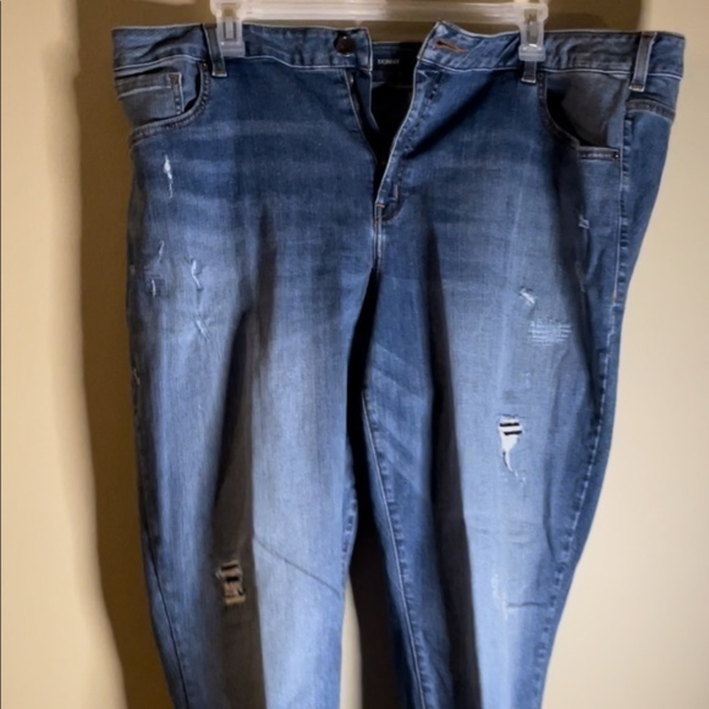 Lane Bryant  Skinny Distressed Denim Jeans Size 28 Women Plus